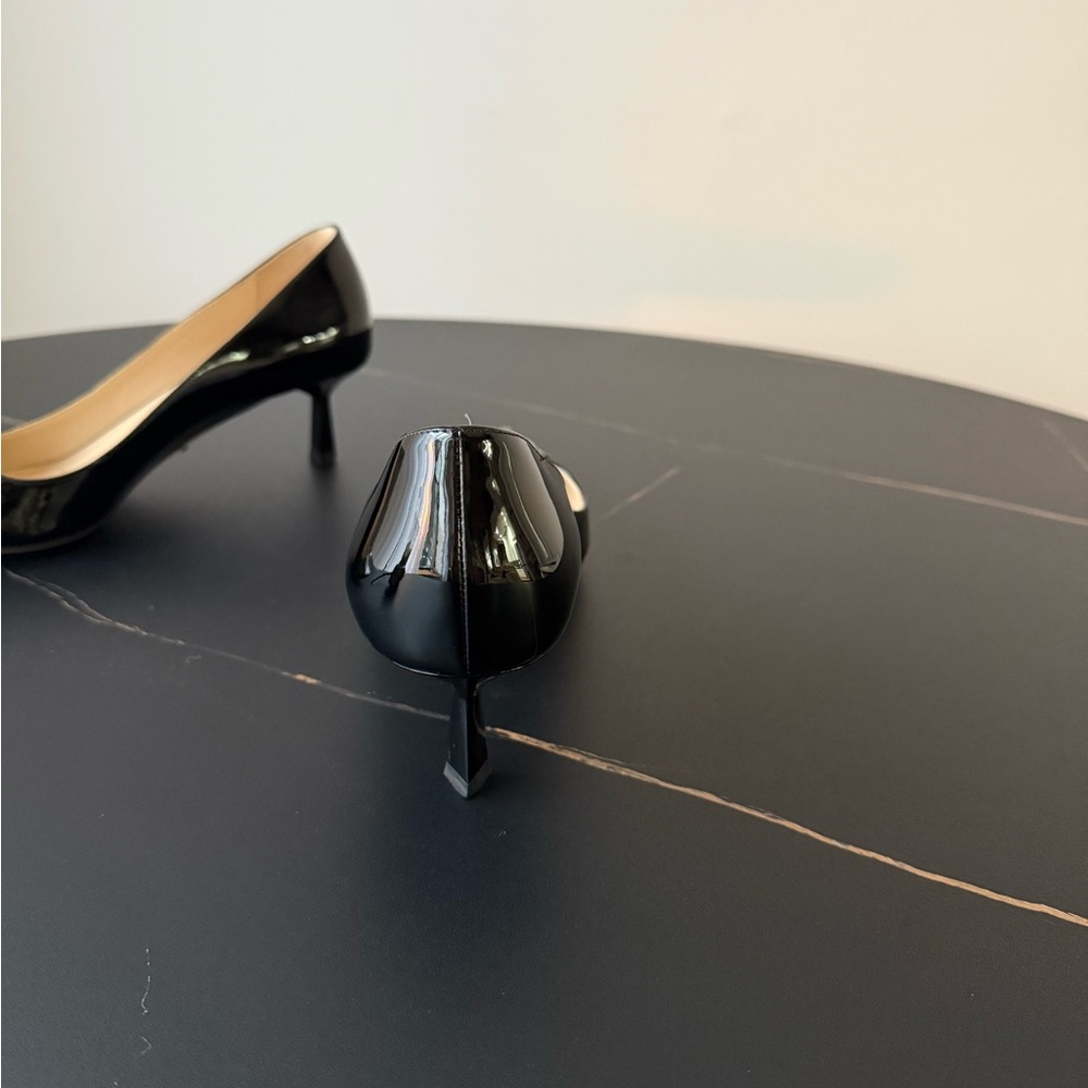 Prada Black Patent Leather Heels 38.5 - image 5
